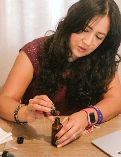 Nancy Marin en Un Aceite Para Eso